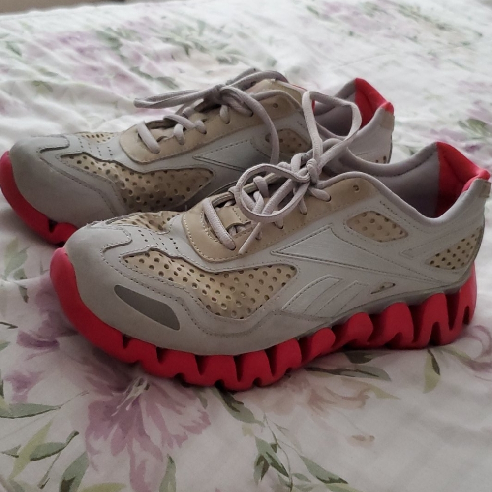 Reebok Zigtech runners